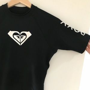 Roxy T-shirt swimwear rash guard coverup